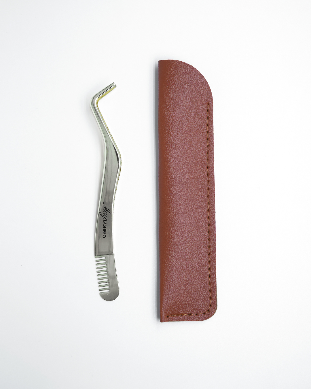 LASH APPLICATOR WITH COMB